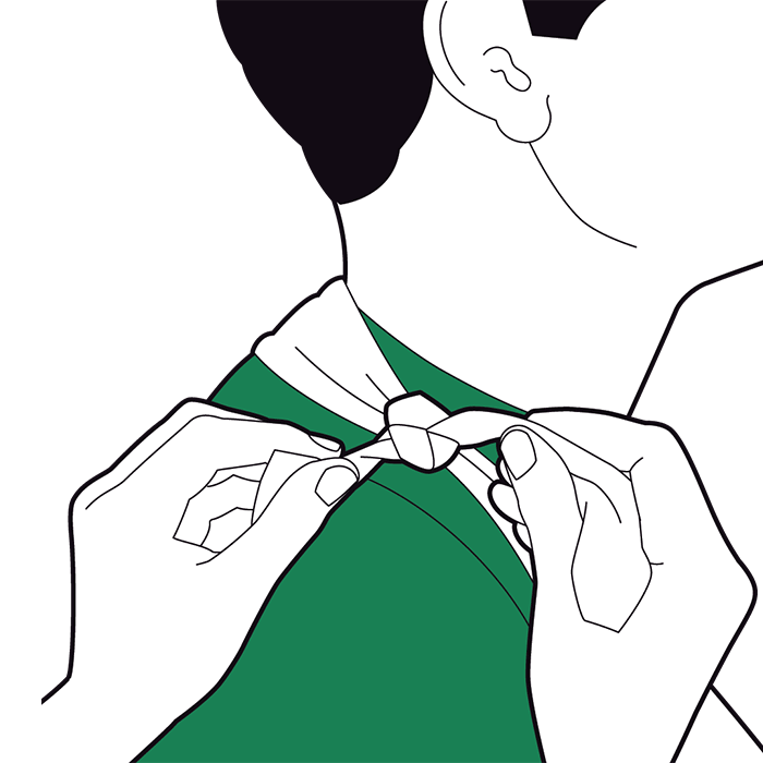 Arm sling - tie two ends together in reef knot