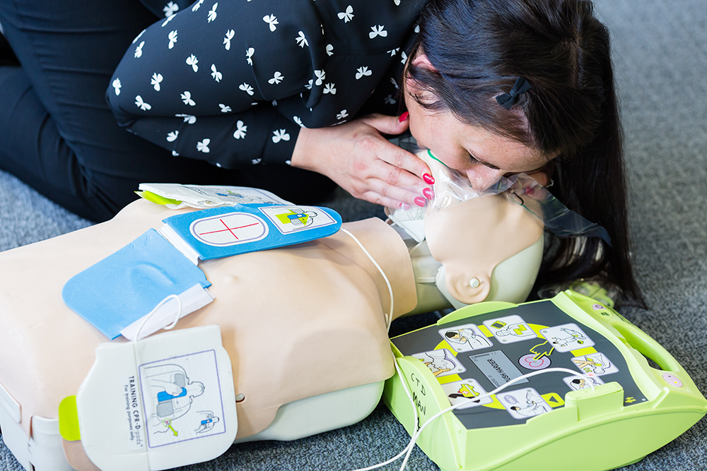 CPR training with defibrillator