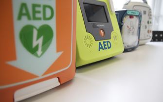 Defibrillator buying guide